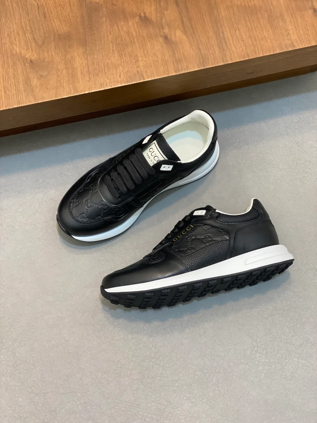 Factory price: 460💰[Gucci] Gucci - High-end quality original order - Upper: Nappa calfskin, pebbled calfskin, computer embroidered brand totem - Inner: water-dyed cowhide - Outsole: ultra-light T men's shoes 💰U·Rubber; two-color molded outsole - Super high quality control·Fine workmanship: highlighted (high-end·luxury·grade) -Size: 38-45